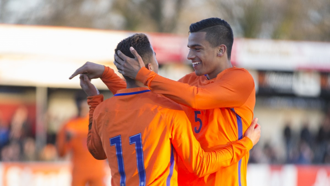 Oranje onder 19 zet reuzenstap naar derde EK-eindronde op rij | OnsOranje